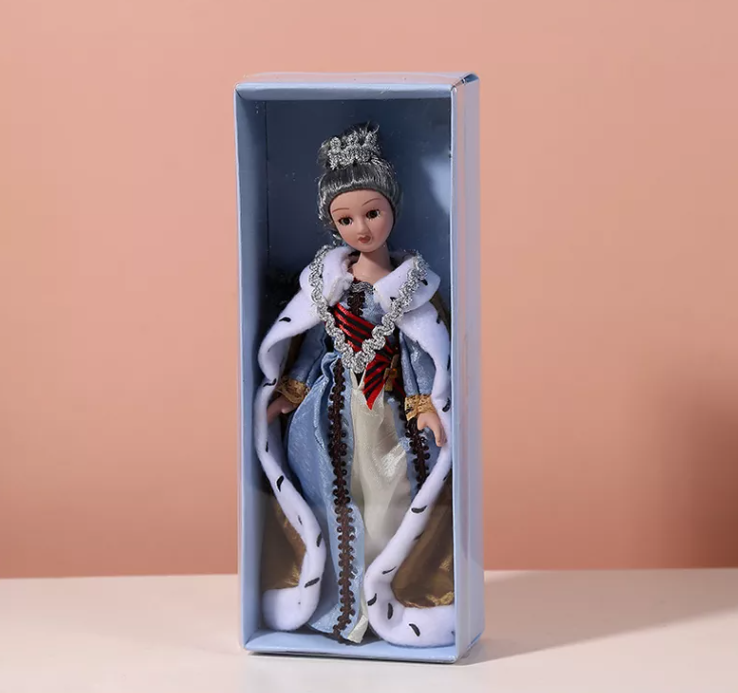 Palace style ceramic doll