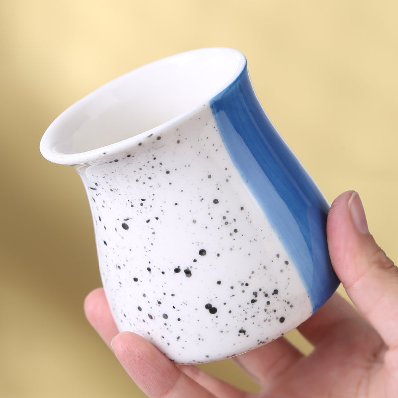 Ink dot contrast color coffee and tea drinking cup