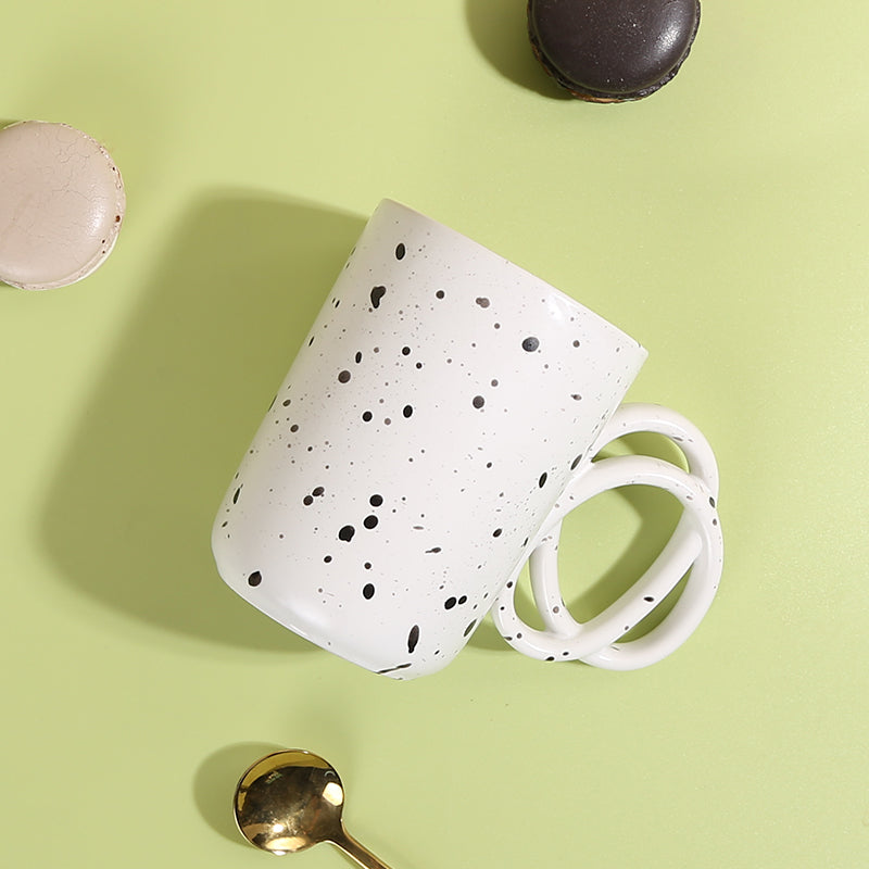 Ink-dot special-shaped handle creative cup