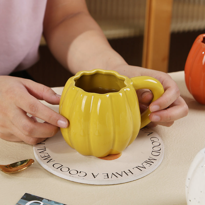 Pumpkin solid color creative mug