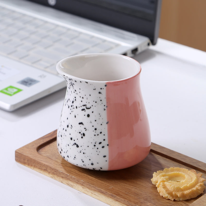 Ink dot contrast color coffee and tea drinking cup