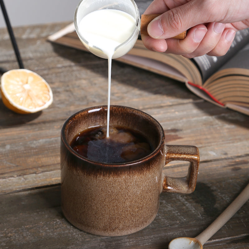 Juego de ollas para compartir con taza de filtro de vertido manual de cerámica